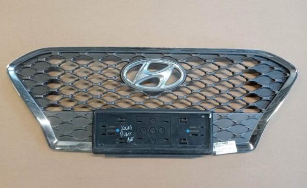 GRIGLIA RADIATORE PROFILI CROMATI 999-U1304946 Carrozzeria  Lamierati esterni  Paraurti  Griglia radiat HYUNDAI - KONA I - 2017 - 2020