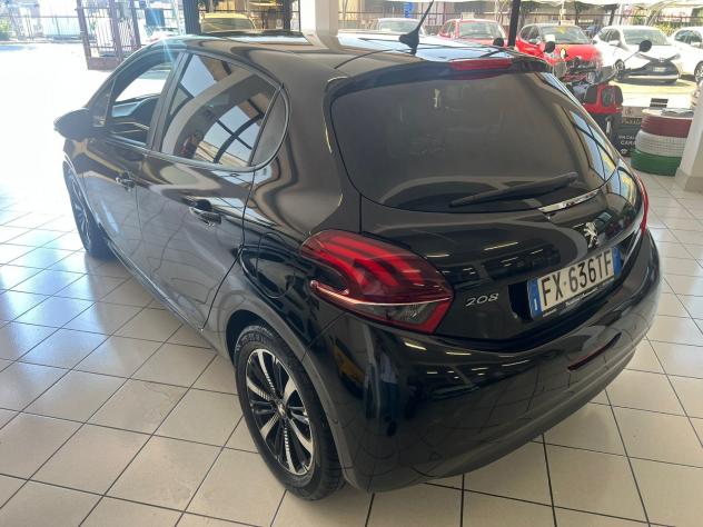 Peugeot 208 BlueHDi 75 5 porte Allure - Foto 6