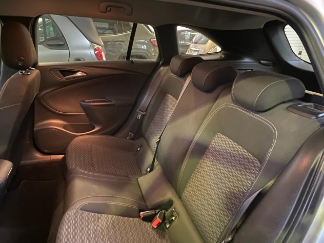 Opel Astra 1.6 CDTi 136CV automatica Sports Tourer Innovation - Foto 10