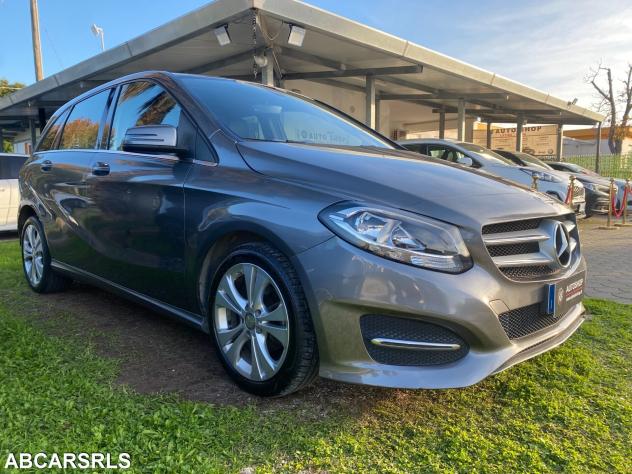 MERCEDES - Classe B - B 180 d Automatic Premium - - Foto 5