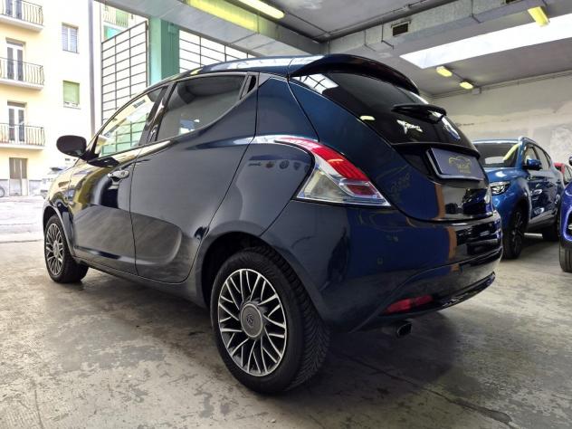 Lancia Ypsilon 1.2 Gold - Foto 3