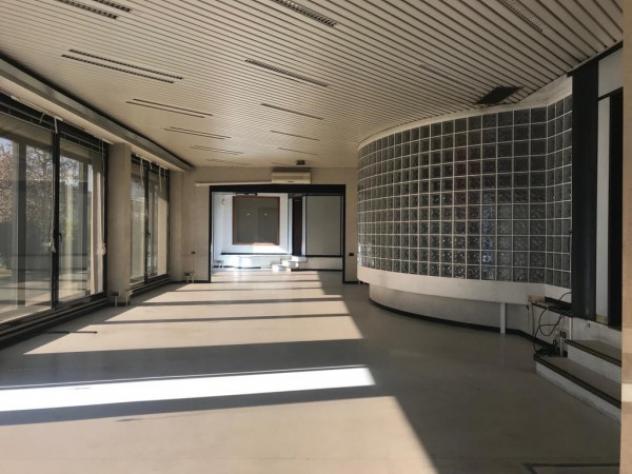 Immobile di 4600 m² con più di 5 locali in vendita a Cusano Milanino - Foto 8