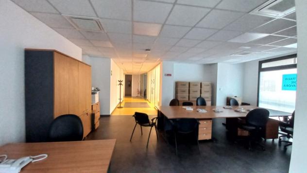 Ufficio in affitto a Vignola