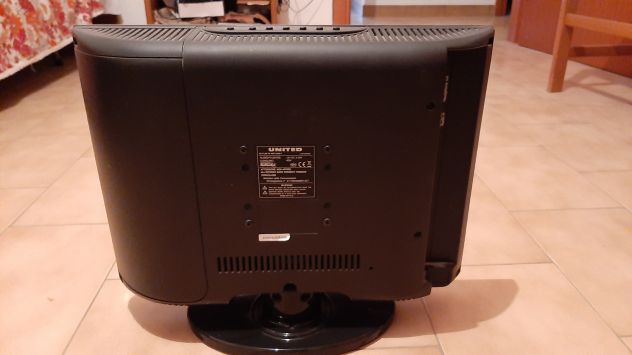 TV 15 pollici FHD HDMI SCART VGA - con ricevitore digitale - Foto 3