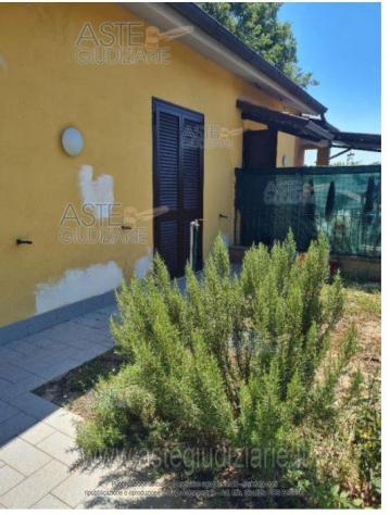 IMMOBILI-IMMOBILE RESIDENZIALE-via Trasimeno n. 268 - frazione Panicarola - Foto 2