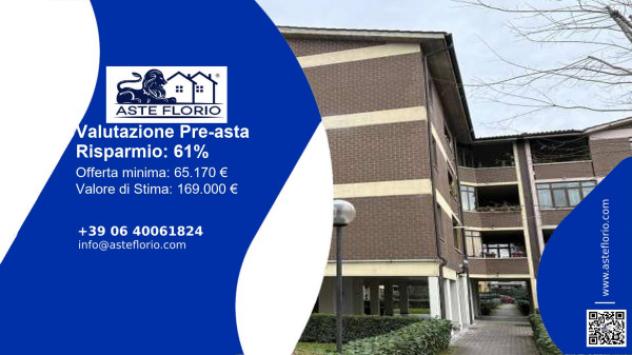 Immobile in asta di 72 m², box auto in vendita a Prato - Foto 2