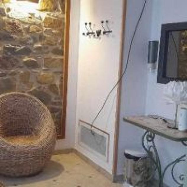 Estetica.Mani di fata di Lorenza
