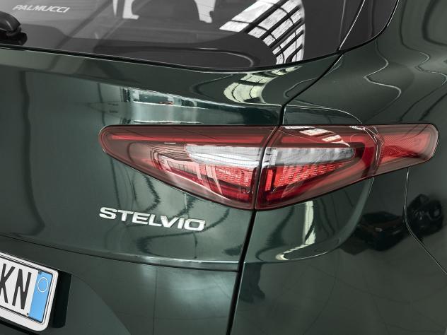 Alfa Romeo Stelvio 2.2 Turbo Diesel 210CV Ti AT8 Q4 - Foto 9