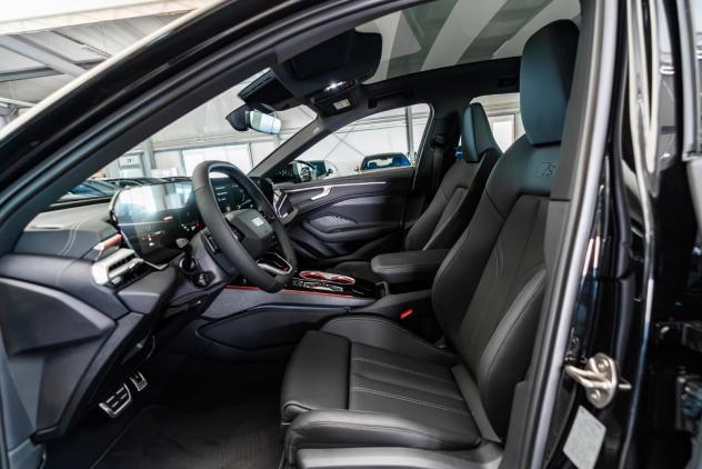 Audi A6 Avant TDI quattro 150 kW S tronic line edition - Foto 8