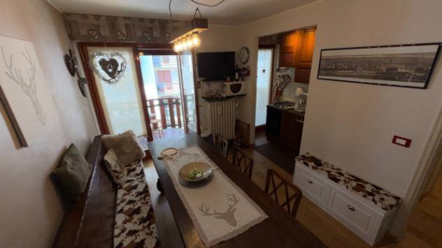 Appartamento di 78 m² con 3 locali e box auto in vendita a Bardonecchia - Foto 2