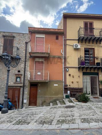 Casa Indipendente in vendita a Caccamo
