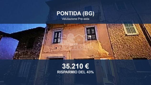 Immobile in asta di 97 m² in vendita a Pontida