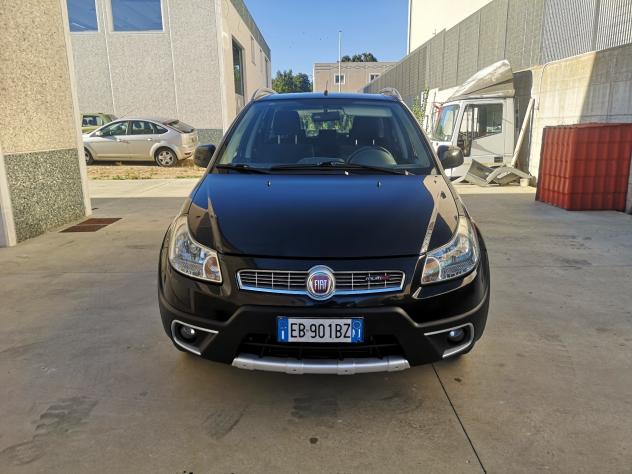 Fiat Sedici 2.0 MJT 16V DPF 4x4 Emotion - Foto 2