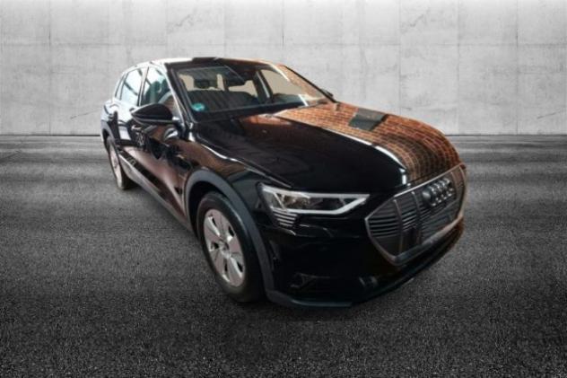 AUDI e-tron 50 quattro rif. 23758555