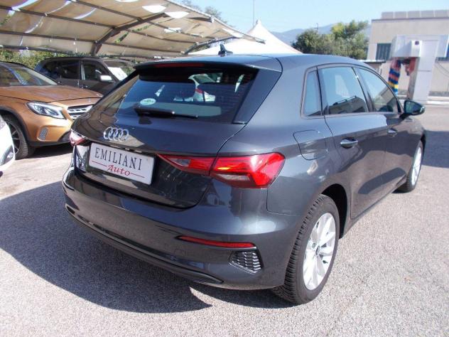 AUDI - A3 Sportback - SPB 35 TDI S tronic Identity Black - Foto 3