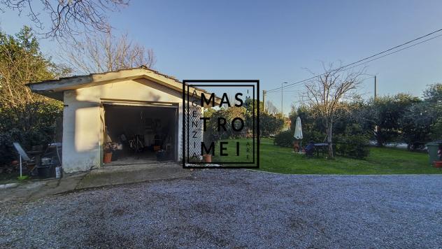 CASA INDIPENDENTE di 9 vani e di 210 mq (ALTOPASCIO) rif. 3486 - Foto 7