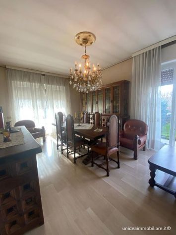 Cittiglio - casa indipendente di ampia metratura - Foto 10