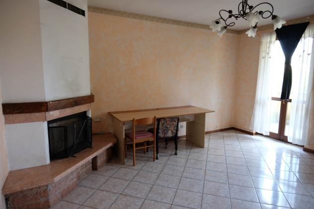 Villa a schiera in Vendita in zona CONFINE CON S. GIORGIO S/L con giardino - Foto 4