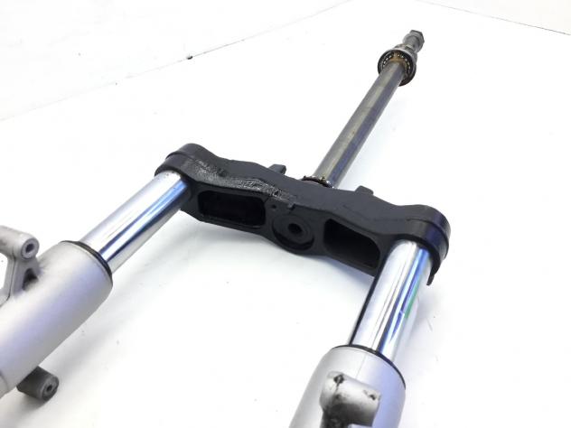 YAMAHA XC VERSITY 300 FORCELLA - PUNTI DI RUGGINE SU PARTE ALTA STELO 2004 2006 - Foto 3