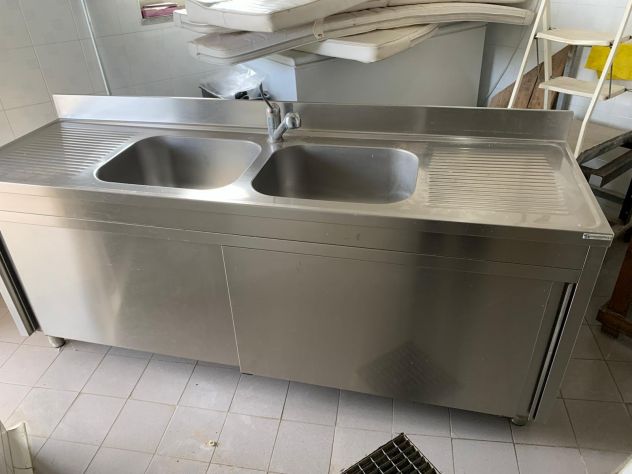 Mobile lavandino in acciaio con doppia vasca - Foto 2