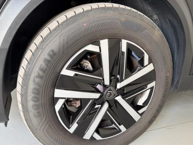 Peugeot 2008 Hybrid 145cv e-DCS6 Style auto - Foto 5
