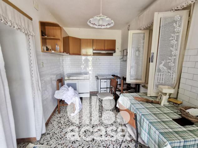 CASA INDIPENDENTE PARZIALMENTE RISTRUTTURATA - Foto 12