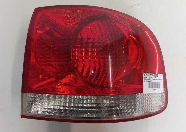 FANALE EST POST DX  999-U1306046 Parti elettriche  Fanaleria  Fanali  Fanale est. post. d VOLKSWAGEN - TOUAREG - 01-12-2002 - 01-01-2007