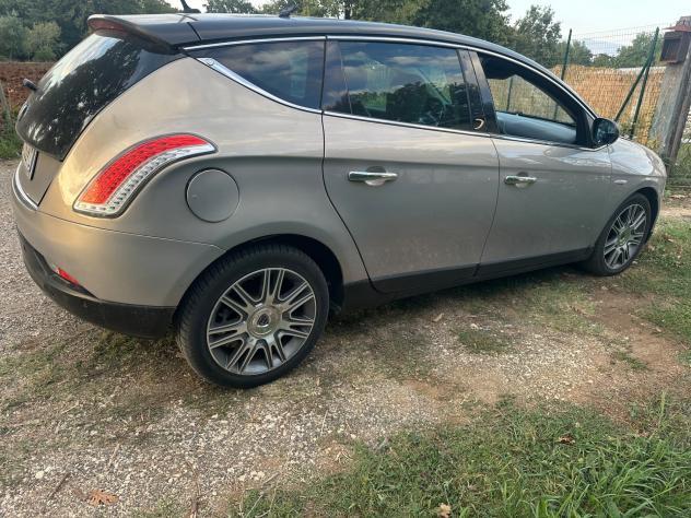 Lancia Delta 2.0 MJT - Foto 4