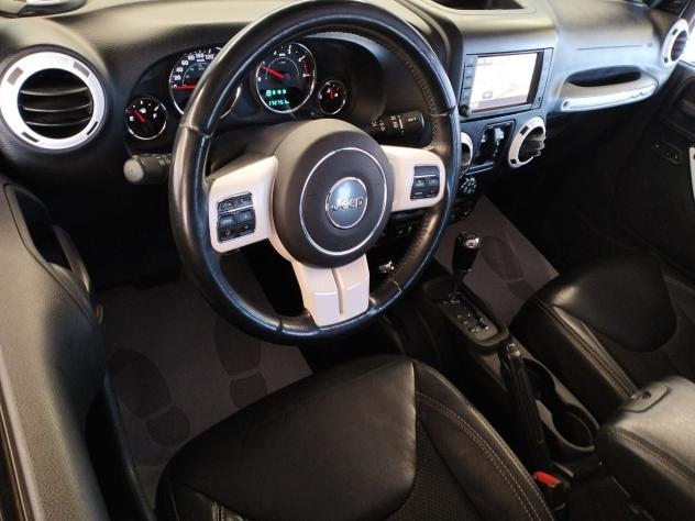 Jeep Wrangler Unlimited 2.8 CRD DPF Polar Auto - Foto 7
