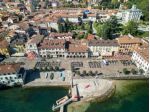 Palazzo / Stabile di 1120 m² con più di 5 locali in vendita a Arona