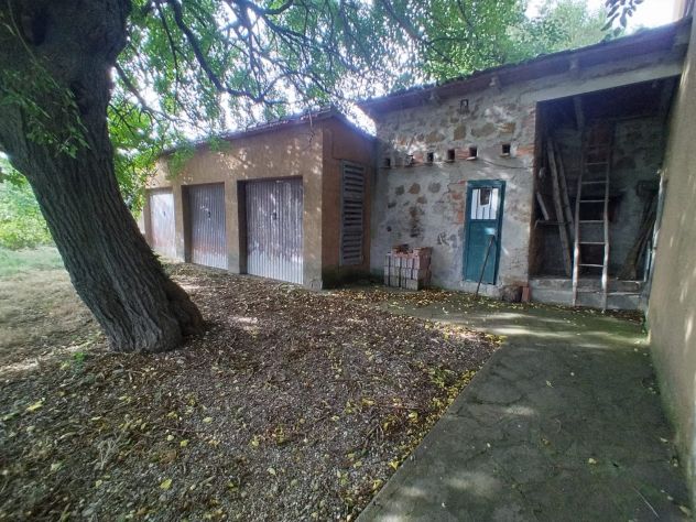 Bibbiena Marciano, porzione immobiliare con 5 ht. terra - Foto 7