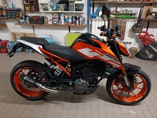 KTM Duke 125 ABS