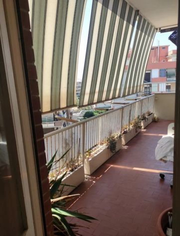 OSTIA LEVANTE TRILOCALE ARREDATO CON DUE BALCONI VISTA MARE - Foto 4