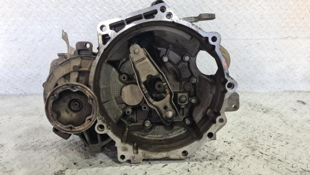 CAMBIO MANUALE COMPLETO VOLKSWAGEN Passat Berlina 4° Serie JCX06038148583 BLS Diesel 1896 (0510)