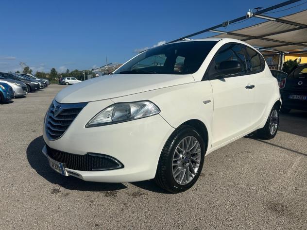 Lancia Ypsilon 1.2 Benzina/GPL - Foto 8