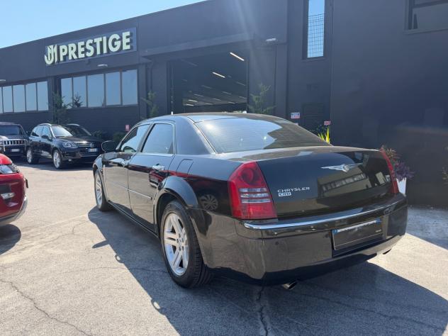 Chrysler 300C 3.0 V6 CRD cat DPF Sedan - Foto 4