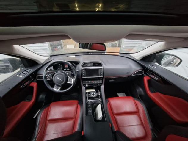 JAGUAR F-Pace 2.0 D 180 CV AWD aut. R-Sport *MOTORE RUMOROSO* rif. 23787225 - Foto 10