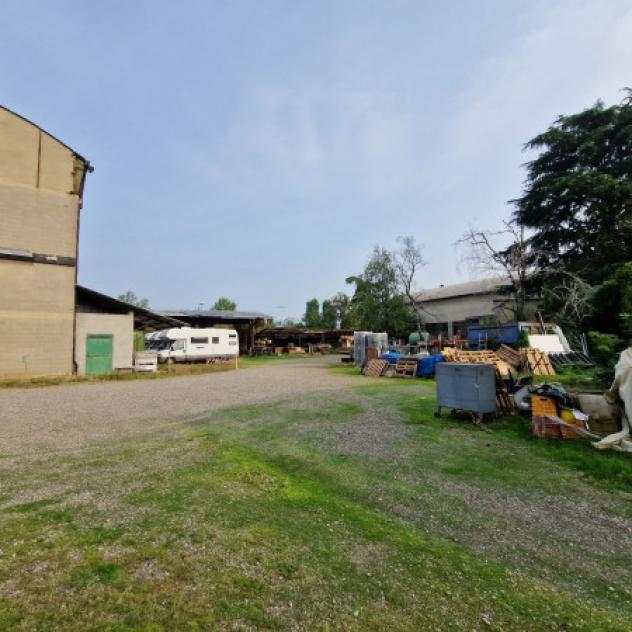 Immobile di 1540 m² con più di 5 locali in vendita a Pero - Foto 19