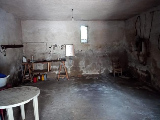 1936/VERSANO Casa in buone condizioni abitative di mq 180 su due livelli a Santa Maria Versano. Al piano terra garage e deposito con giardino edificab - Foto 6