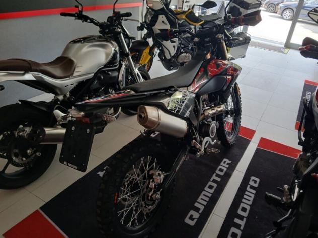 QJ Motor COV 125 X . - Foto 5
