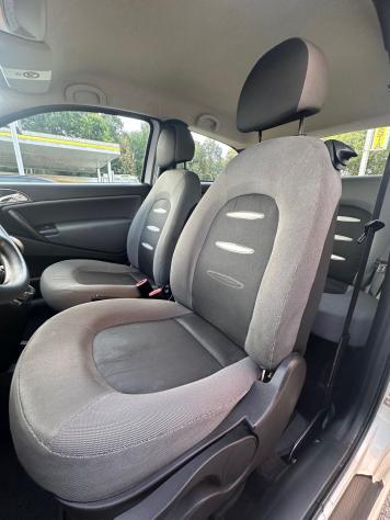 Lancia Ypsilon 1.2 8v Platino - Foto 9