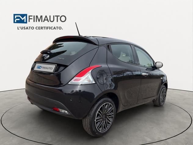 Lancia Ypsilon 1.0 FireFly 5 porte Hybrid Gold - 2023 - Foto 6