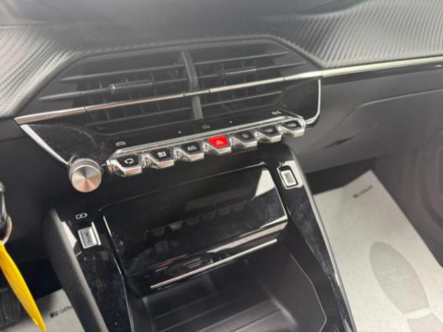 PEUGEOT 2008 Allure 1.2cc 130cv AUTOM. CAMERA POST. CRUISE C. rif. 24213042 - Foto 10