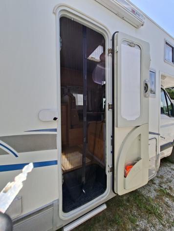 CAMPER ADRIA RENAULT MANSARDATO 6 POSTI SEMIDINETTE GARAGE FOTOVOLTAICO CLIMATIZZATORE CAMPEGGIO USATI GENERALI 1672 - Foto 5