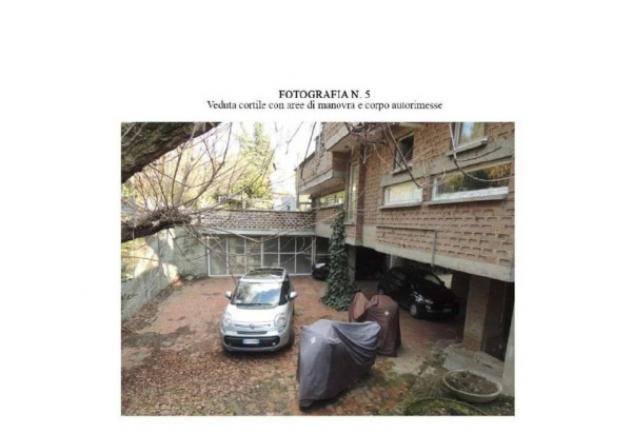 Immobile in asta di 513 m² con più di 5 locali e box auto doppio in vendita a Torino - Foto 6