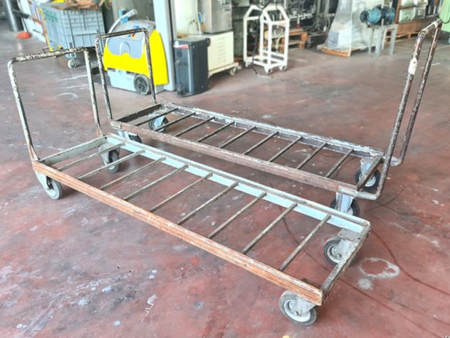 2 carrelli per ristorazione collettiva usati