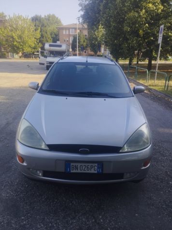 Ford Focus Wagon benzina - Foto 3