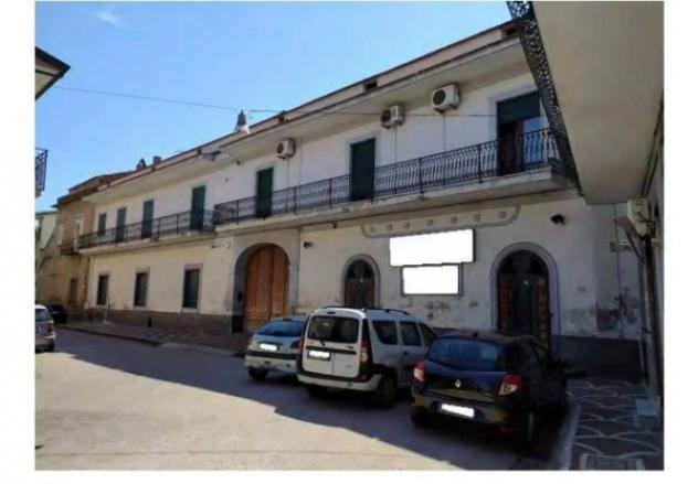 Immobile in asta di 353 m² con più di 5 locali in vendita a Marcianise - Foto 3