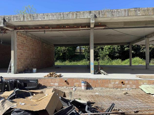 Appartamento in Vendita in zona PORTA FIORENTINA con giardino