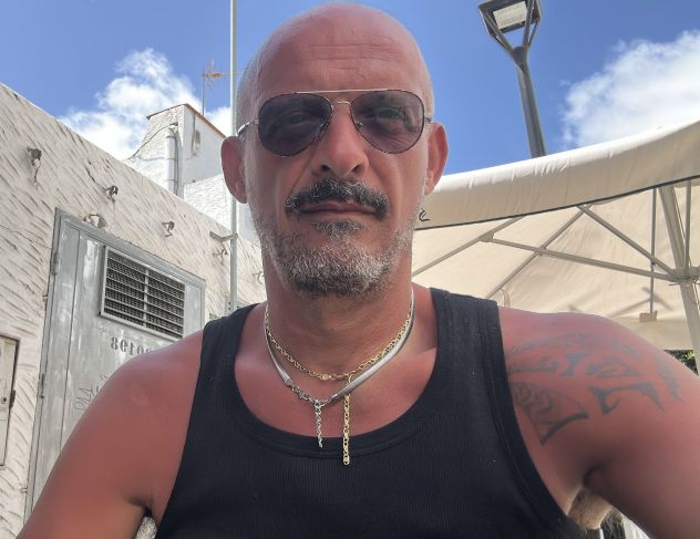 Massaggiatore qualificato Tel:3495246410